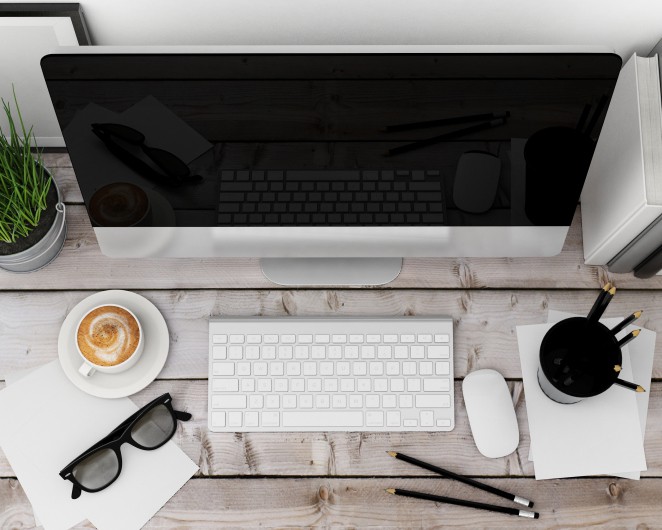 Modern computer for blogging.