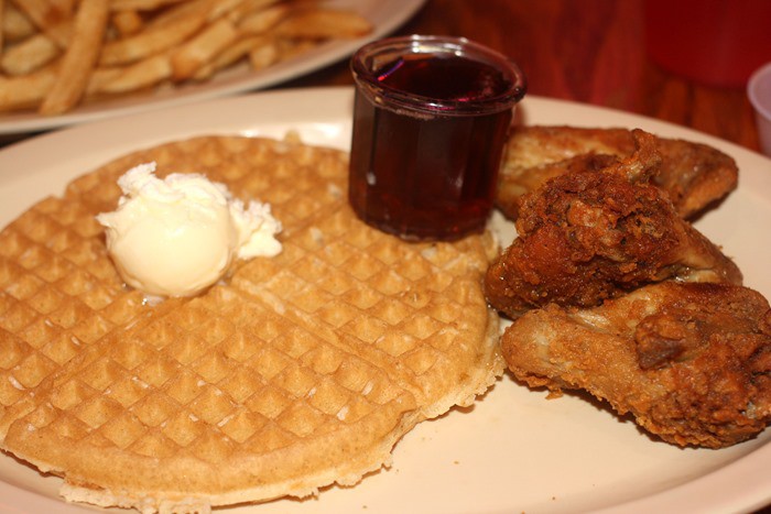 roscoes-chicken-and-waffles-obama-special