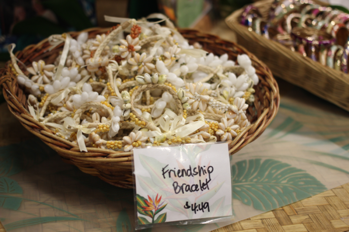 hawaiian-souvenirs-2